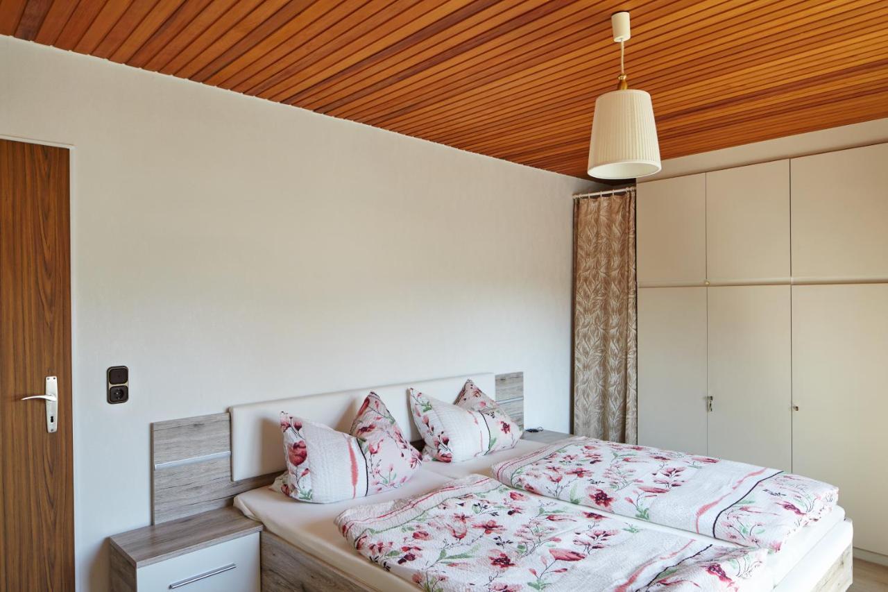 Ferienwohnung Mendgen Mit Panoramablick ベルンカステル・クース エクステリア 写真