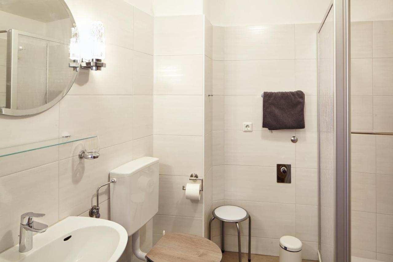 Ferienwohnung Mendgen Mit Panoramablick ベルンカステル・クース エクステリア 写真